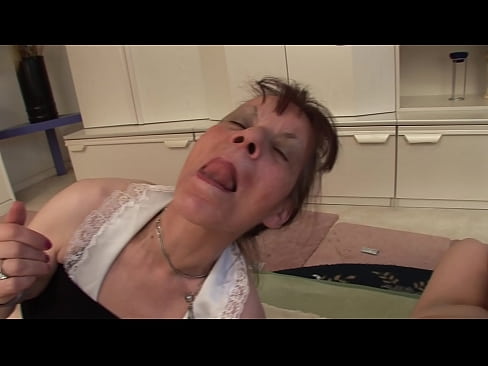❤️ Tha triùir aig dà sheanmhair agus aon sheanair ❤❌  Bhidio fucking  aig porn gd.osagoassist.ru ❌️❤